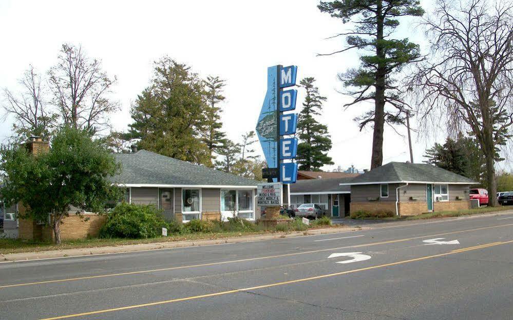 Forest Lake Motel Grand Rapids Esterno foto